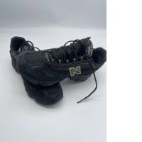 USED black NB shoes