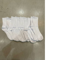 Set of white socks