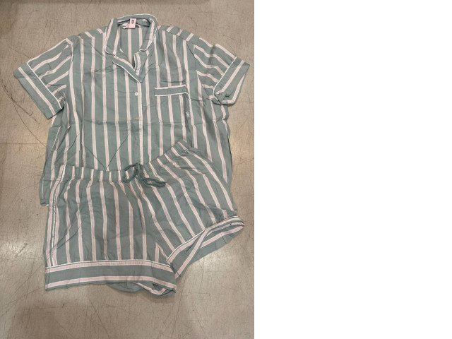 Green white sleepwear Green white sleepwear