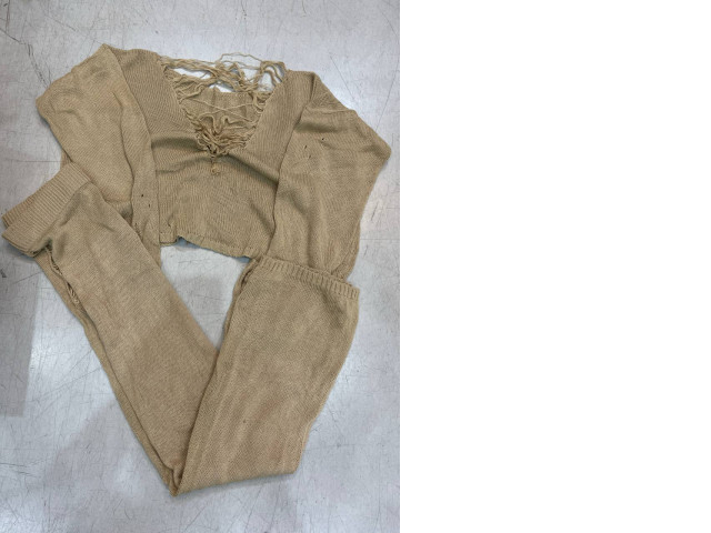Beige women's suit : pants and longsleeve Beige women's suit : pants and longsleeve