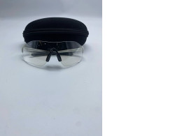 Cycling sunglasses with black case 