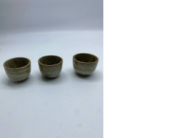 Set of 3 Tall brown Japanese ceramic tea cup Set of 3 Tall brown Japanese ceramic tea cup
