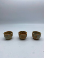 Ser of 3 Japanese ceramic teacup, short brown Ser of 3 Japanese ceramic teacup, short brown