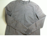 Brown shirt, long sleeves