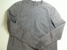 Brown shirt, long sleeves