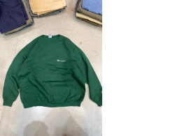 Dark green secondhand longsleeve Dark green secondhand longsleeve