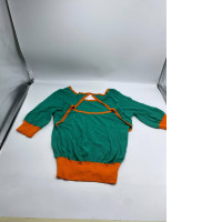 Gray long sleeve T-shirt with orange stripes 