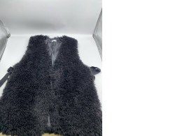 Women's Plus Size Faux Fur Vest Jacket Black Women's Plus Size Faux Fur Vest Jacket Black