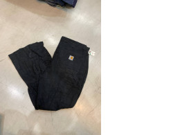 Black SECONDHAND charhatt pants Black SECONDHAND charhatt pants