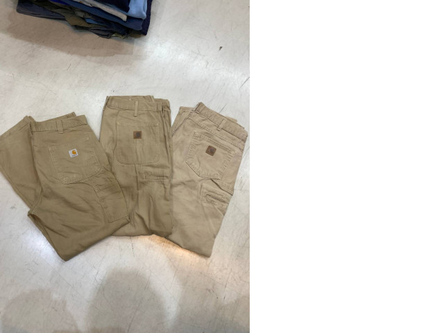 Set of 3 light brown SECONDHAND charhatt pants Set of 3 light brown SECONDHAND charhatt pants