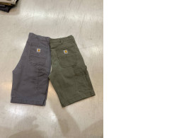 Set of 2 SECONDHAND Charhartt grey shorts Set of 2 SECONDHAND Charhartt grey shorts