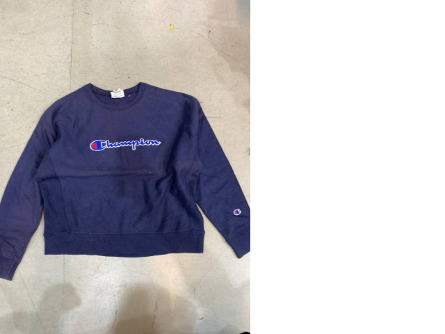 Dark blue CHAMPION longsleeve Dark blue CHAMPION longsleeve