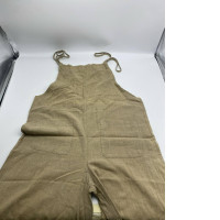 Women's green sleeveless short pants dress Women's green sleeveless short pants dress