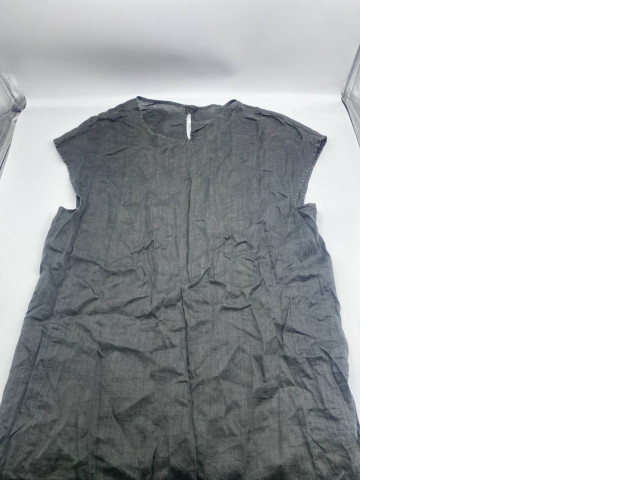 Women's black round neck sleeveless dress Women's black round neck sleeveless dress