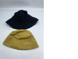 Set of 2 Black and green wide-brimmed wool hat 