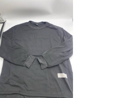 Black long sleeve round neck sweater Black long sleeve round neck sweater