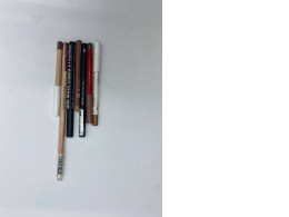 Set of cosmetic pencils