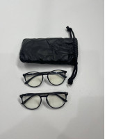 Set of 2 glasses with case