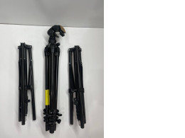 Set of tripods
