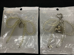 Set of 2 Heart-shaped beaded key chain 