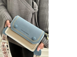 Shoulder bag, white and blue