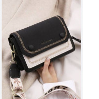 Shoulder bag, white and black