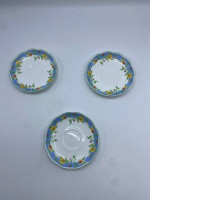 Set of 3 white-blue plates