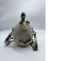 Egg toy with dinosaur