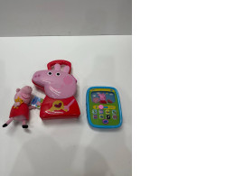Set of piggy Peppa toys