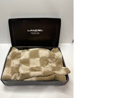 Checkered blanket Checkered blanket