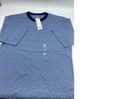 Purple short-sleeved round neck t-shirt