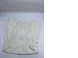 Women's white strapless one-shoulder maxi dress Women's white strapless one-shoulder maxi dress