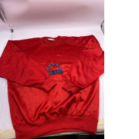 Red round neck sweater Red round neck sweater