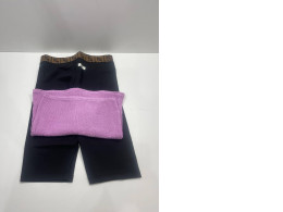 Women's sport shorts complete with top Women's sport shorts complete with top