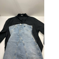 Women's casual suit: black shirt and denim skirt Women's casual suit: black shirt and denim skirt