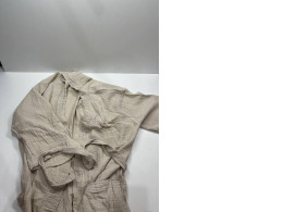 Beige robe Beige robe