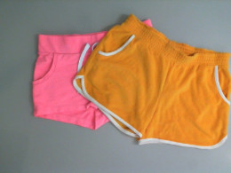 Set of 2 pairs of fabric shorts, assorted colors