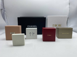 Set of emty boxes Set of emty boxes