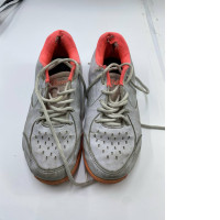 Secondhand Grey-pink sneakers