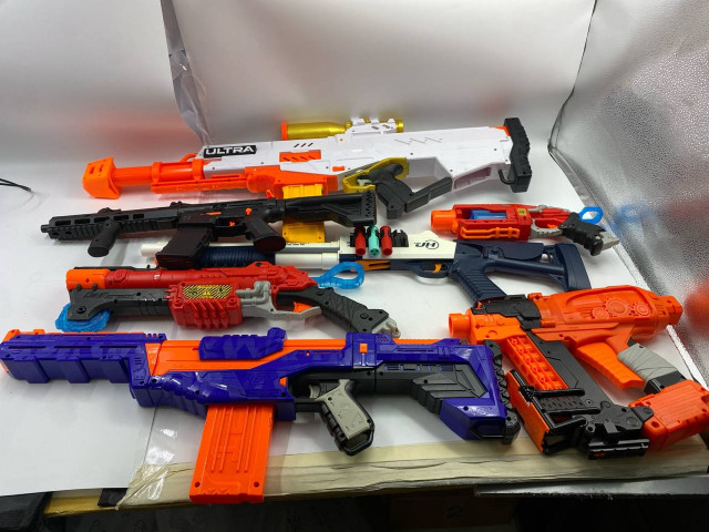 Big gift set for boys: toy guns Big gift set for boys: toy guns