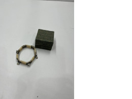 Souvenir braclette with case Souvenir braclette with case