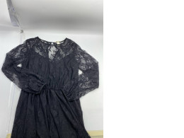 Black women's dress size M