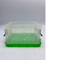 Clear plastic box
