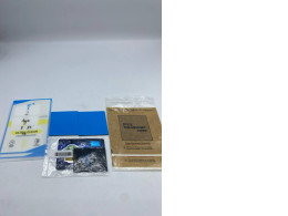 Phone protective set