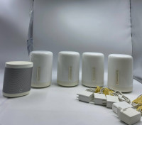 BIG SET OF SECONDHAND XIAOMI for your home:4 lamps and 1 speaker BIG SET OF SECONDHAND XIAOMI for your home:4 lamps and 1 speaker