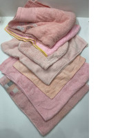 Set of pink towels