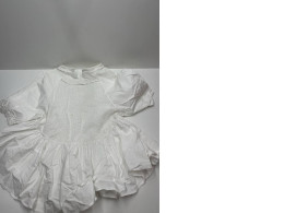 White girl's dress White girl's dress