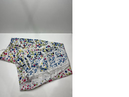 Multicolored pillowcase