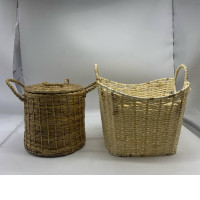 Set of 2 wicker baskets Set of 2 wicker baskets