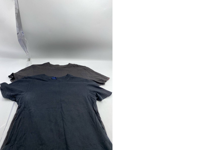 Set of 2 dark t-shirt Set of 2 dark t-shirt